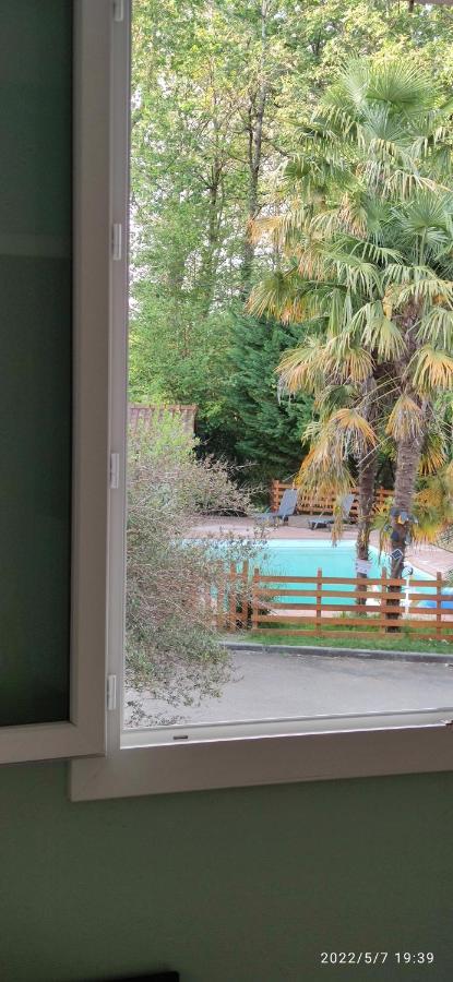 B&B En Plein Coeur De La Foret Artiguelouve Zewnętrze zdjęcie