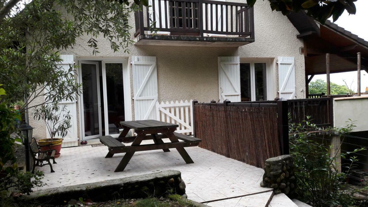 B&B En Plein Coeur De La Foret Artiguelouve Zewnętrze zdjęcie